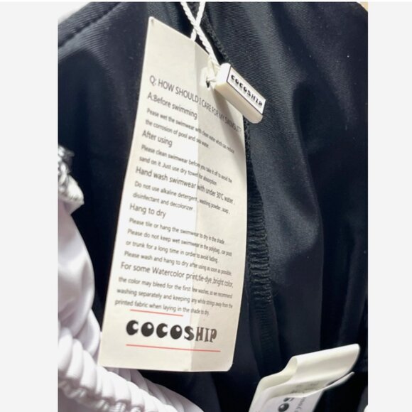 Cocoship Black White Striped One-Piece Swimsuit 16 NWT w/ Built-In Shorts - Picture 6 of 8